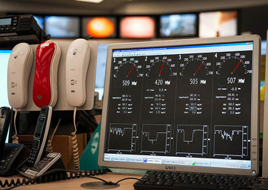 (Photo shoot 0124-021) Ratcliffe Power Station in Nottinghamshire under full load with all 4 turbines running during a cold spell of weather.